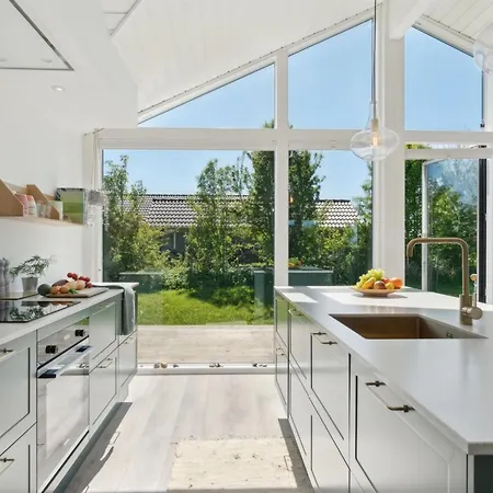 Gregor - 300m From The Sea By Interhome *